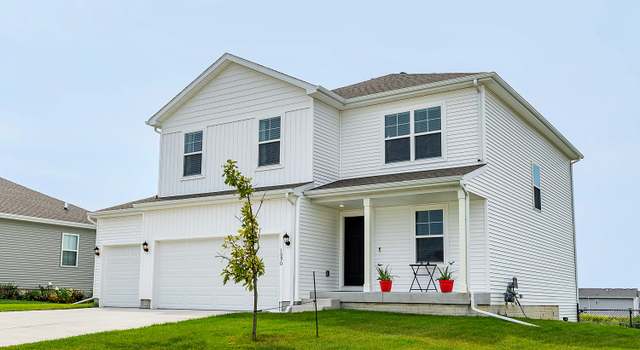 Photo of 1090 Waukee Ave, Waukee, IA 50263