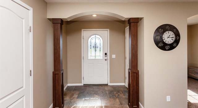 Photo of 19075 Jewell Dr, Earlham, IA 50072