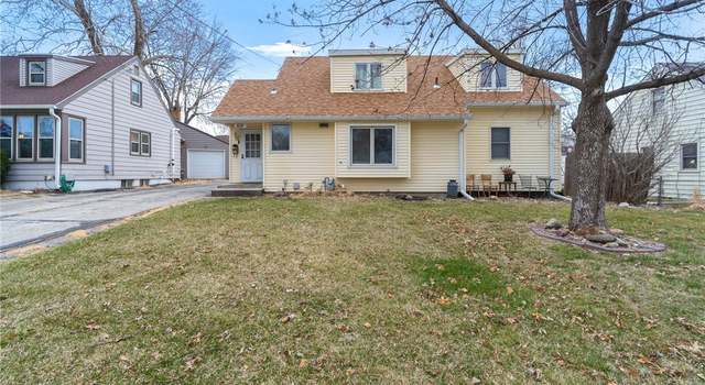 Photo of 501 Valhigh Rd, West Des Moines, IA 50265