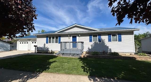 Photo of 704 Wilson St, Tama, IA 52339