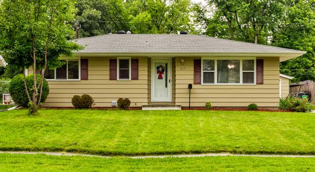 Photo of 217 E 16th St, Ames, IA 50010