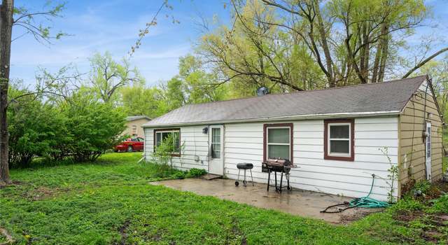 Photo of 2776 NE Norwood Ln, Des Moines, IA 50317