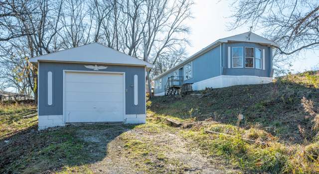 Photo of 8438 Tulip Ct, Dexter, IA 50070