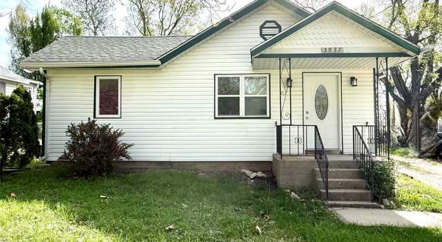 Photo of 3937 E 32nd St, Des Moines, IA 50317