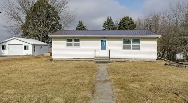Photo of 307 Vine St, Hartwick, IA 52232