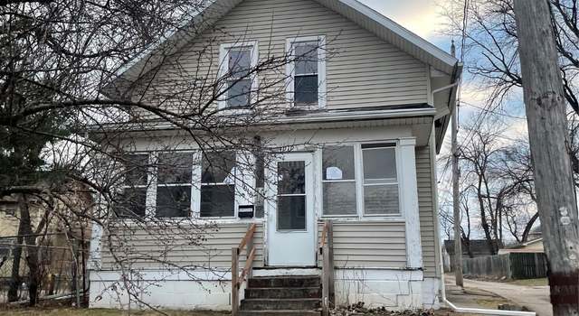 Photo of 1010 Franklin Ave, Des Moines, IA 50314