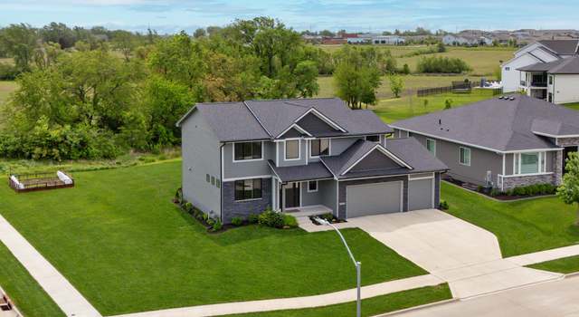 Photo of 17426 Aurora Dr, Clive, IA 50325