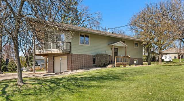 Photo of 6806 NW 54th Ct, Johnston, IA 50131