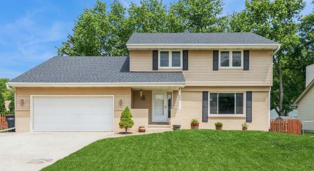 Photo of 209 39th St, West Des Moines, IA 50265