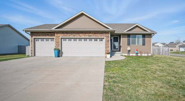 Photo of 2812 SE Diamond Dr, Grimes, IA 50111