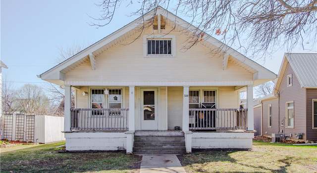 Photo of 310 W Montgomery St, Knoxville, IA 50138