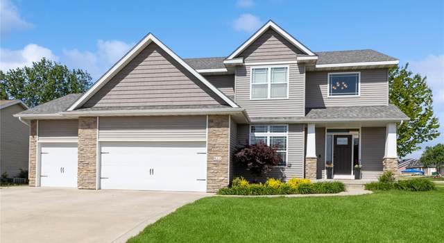 Photo of 811 N T Ct, Indianola, IA 50125