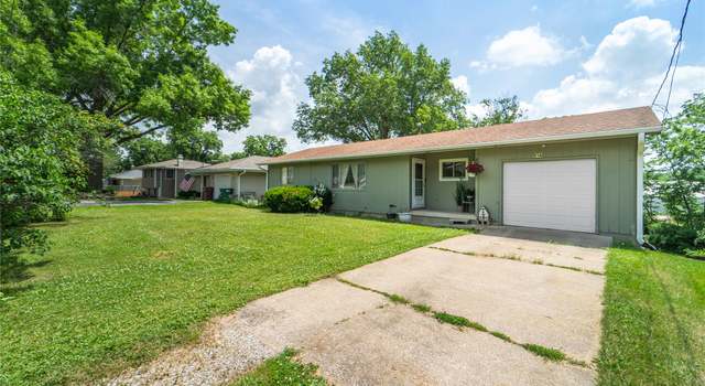 Photo of 516 Walnut St, De Soto, IA 50069