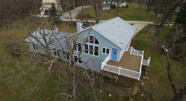 Photo of 19 Fore Seasons Dr, Grinnell, IA 50112