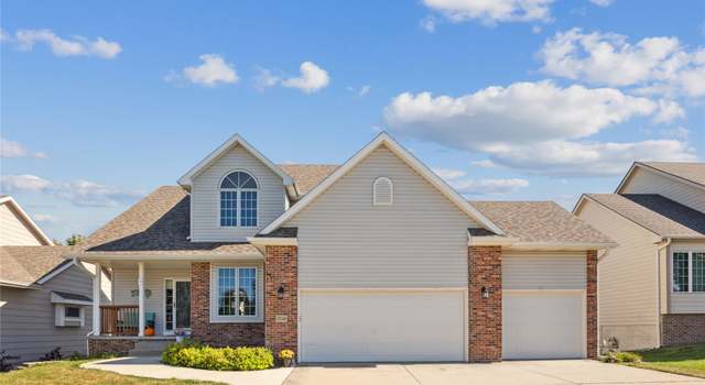 Photo of 2750 Lexington Dr, Norwalk, IA 50211