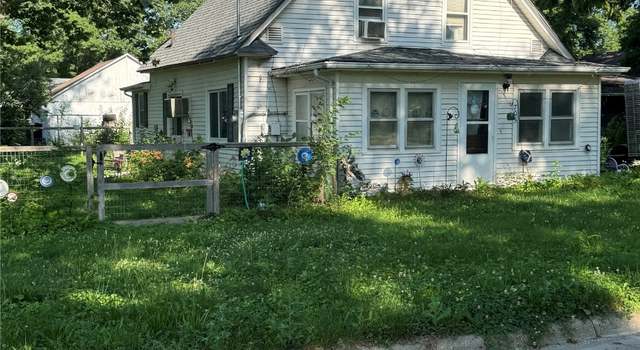 Photo of 705 Clark St, Redfield, IA 50233