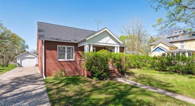 Photo of 315 W Washington St, Winterset, IA 50273