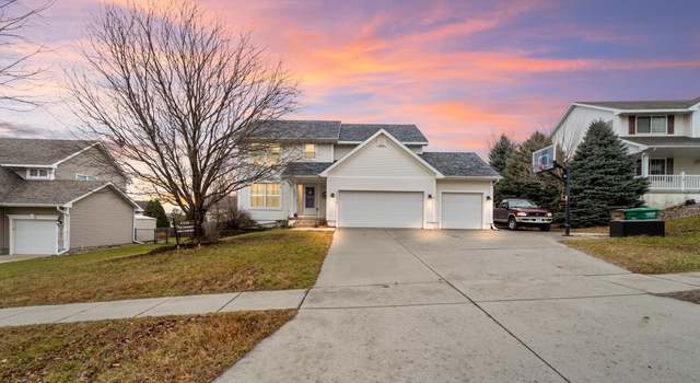 Photo of 4530 Zilker Dr, Pleasant Hill, IA 50327