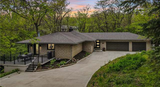 Photo of 3748 Green Branch Dr, West Des Moines, IA 50265