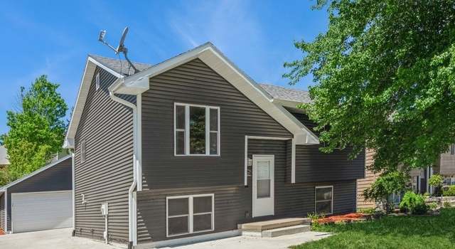 Photo of 2430 SE 19th St, Des Moines, IA 50320