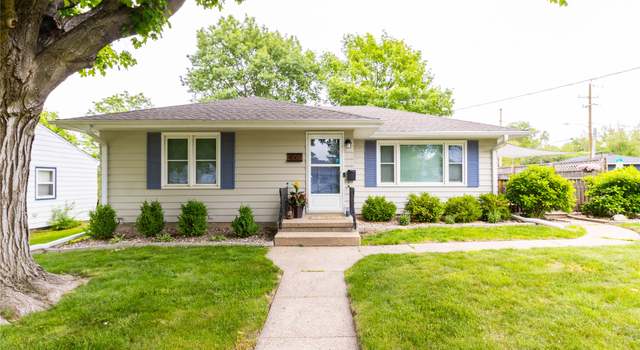 Photo of 4001 36th Pl, Des Moines, IA 50310