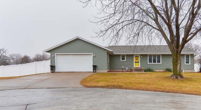 Photo of 507 Jones Sw 2nd St, Ogden, IA 50212