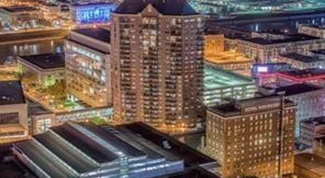 Photo of 300 Walnut St #2005, Des Moines, IA 50309