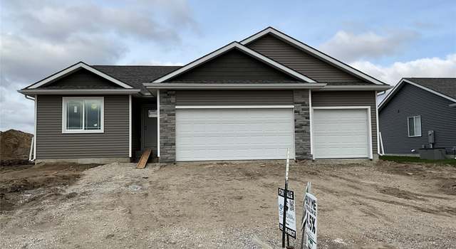 Photo of 2704 NW Boulder Point Pl, Ankeny, IA 50023
