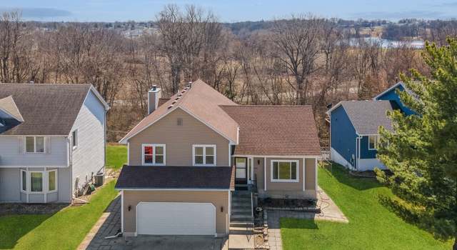 Photo of 445 E Burnham Ave, Des Moines, IA 50315