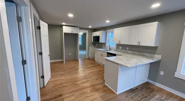 Photo of 2808 Lyon St, Des Moines, IA 50317