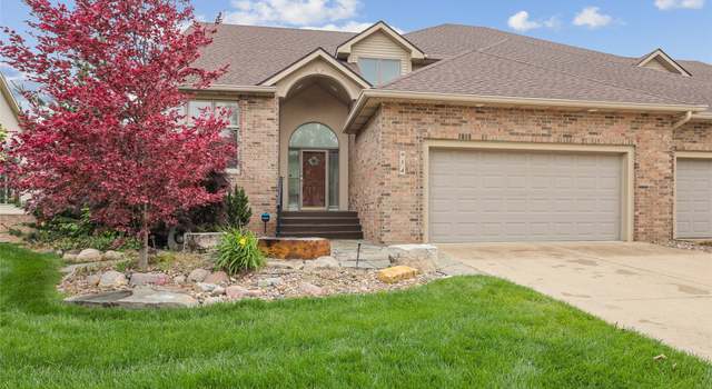 Photo of 954 Glen Oaks Ter, West Des Moines, IA 50266