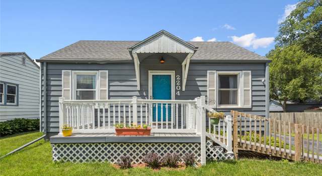 Photo of 2204 E 40th St, Des Moines, IA 50317