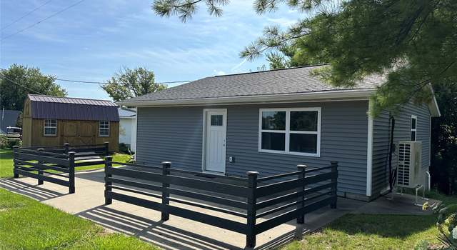 Photo of 5232 Skyline Dr, Brooklyn, IA 52211