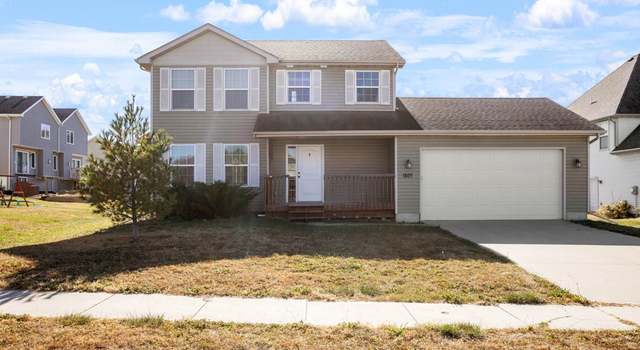 Photo of 1207 SW Springfield Dr, Ankeny, IA 50023