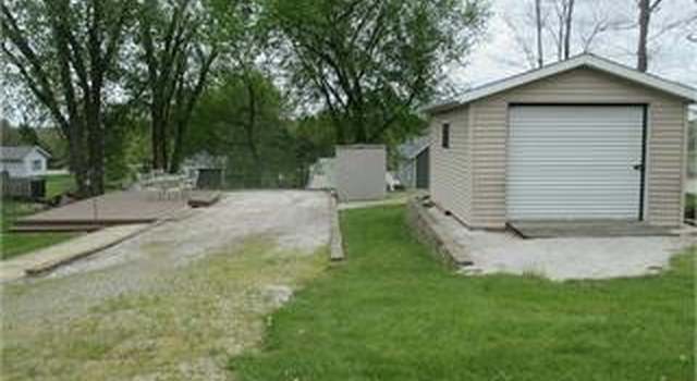 Photo of 5258 Skyline Dr, Brooklyn, IA 52211