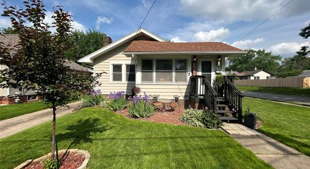 Photo of 2701 30th St, Des Moines, IA 50310