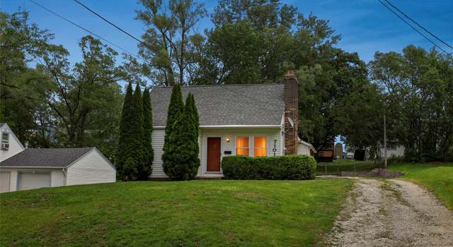 Photo of 7101 SW 15th St, Des Moines, IA 50315