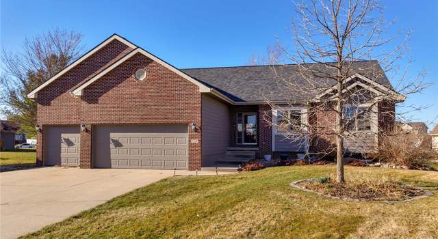 Photo of 308 NW Waterview Ct, Ankeny, IA 50023