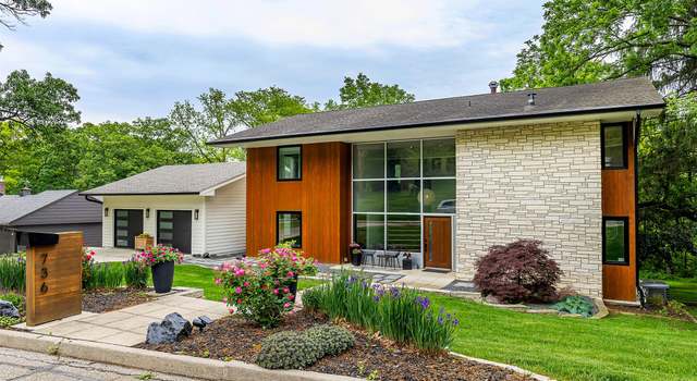 Photo of 736 Foster Dr, Des Moines, IA 50312