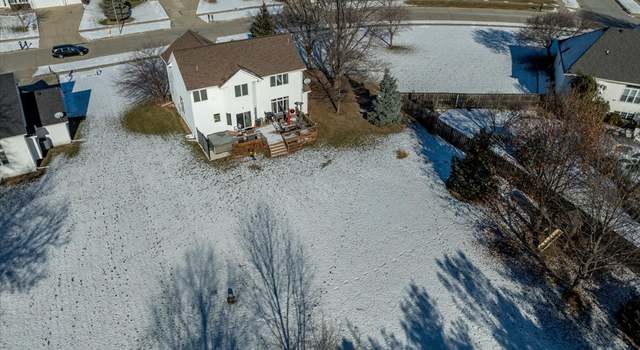 Photo of 850 SE Westwoods Dr, Waukee, IA 50263