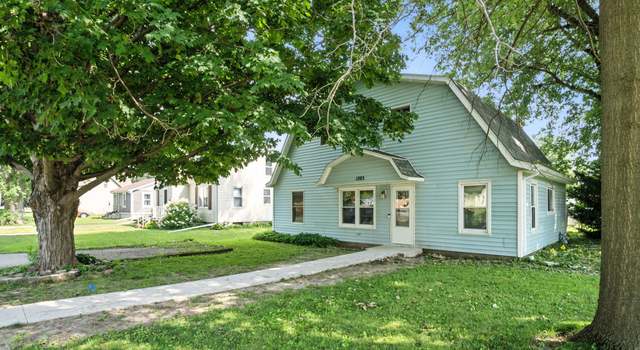 Photo of 1203 8th St, Durant, IA 52747