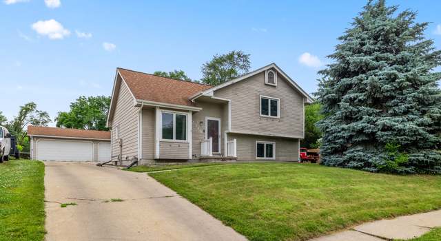 Photo of 2316 SE 17th St, Des Moines, IA 50320