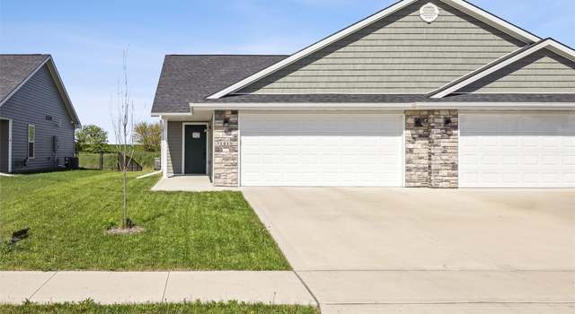 Photo of 1415 Fair View Dr, Dallas Center, IA 50063