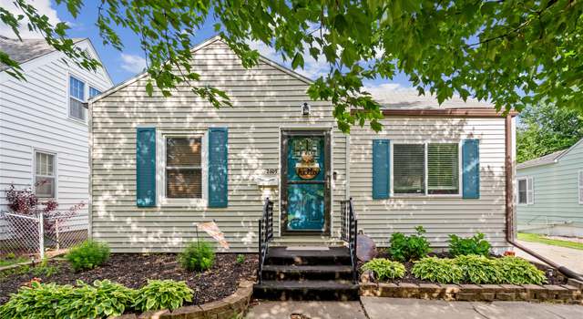 Photo of 2609 48th St, Des Moines, IA 50310