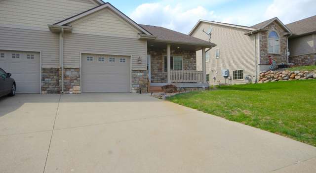 Photo of 2230 Fountain Crest Dr, Pleasant Hill, IA 50327
