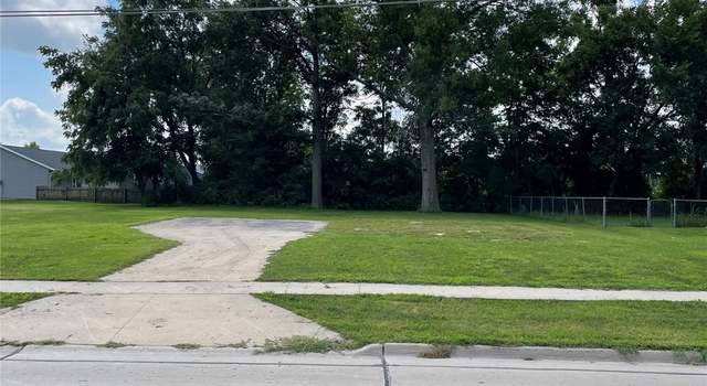 Photo of 1432 Davis Ave, Grinnell, IA 50112