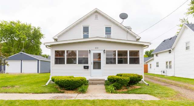 Photo of 221 W Division St, Colfax, IA 50054