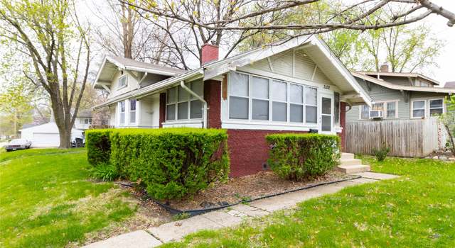 Photo of 2100 E 13th St, Des Moines, IA 50316