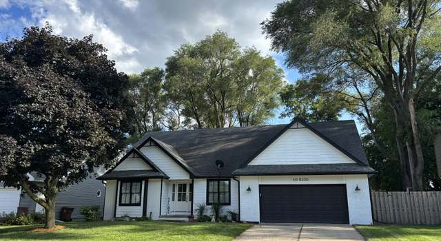 Photo of 8200 Goodman Dr, Urbandale, IA 50322