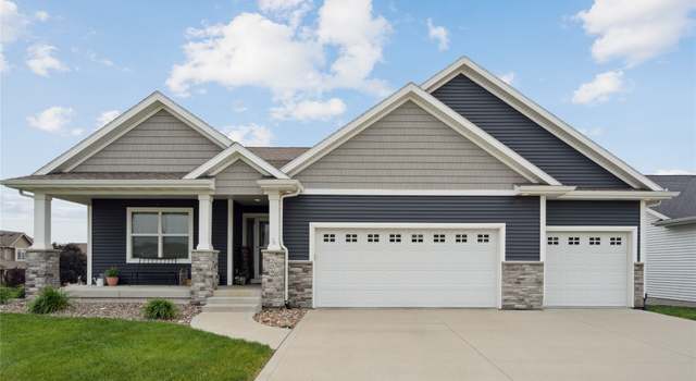 Photo of 209 Shiloh Rose Pkwy NW, Bondurant, IA 50035